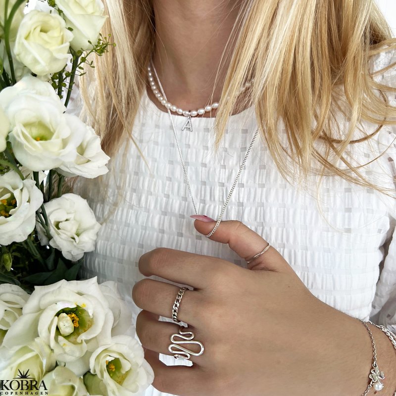 "Flow" snake ring in silver