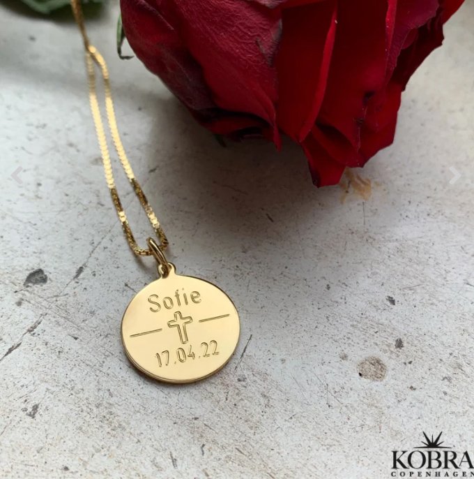 Konfirmationssmykke - 18 karat forgyldt halskęde med indgravering