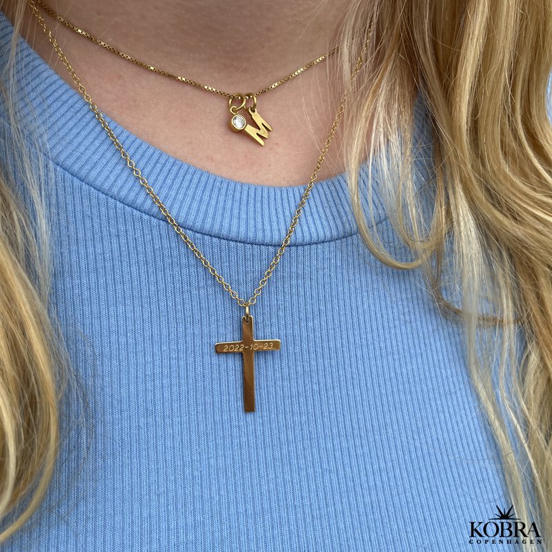 "Free" 18 carat gold plated cross with personal engraving