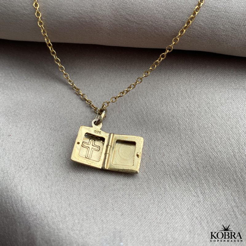 "Freedom" Firkantet 18kt forgylt medaljong med kryss