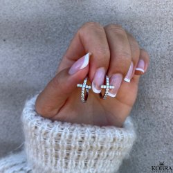 "Trudy" Kors øreringe med hvide zirkonia sten i sterling sølv