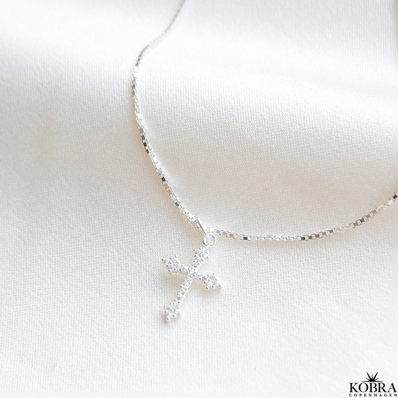 "Runa" silver cross necklace with white zirconia stones