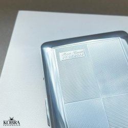 Kreditkortholder i stl med mnster model 1