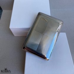 Kreditkortholder i stl med mnster model 1