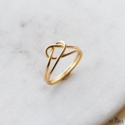 "Evermore" gullbelagt hjerteformet kringlering