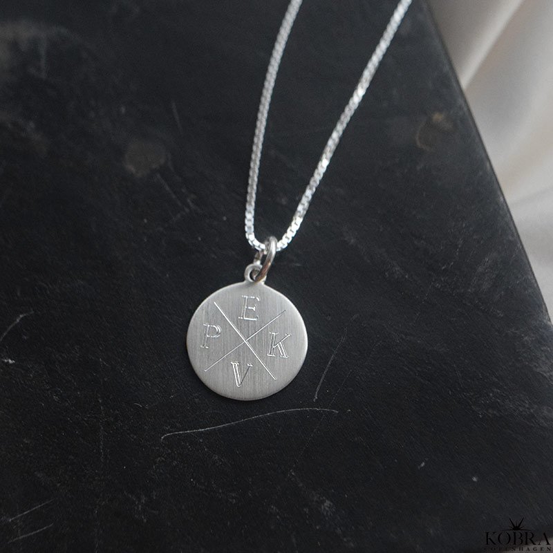 ID tag slv halskde med "kryds" til mnd med din gravering