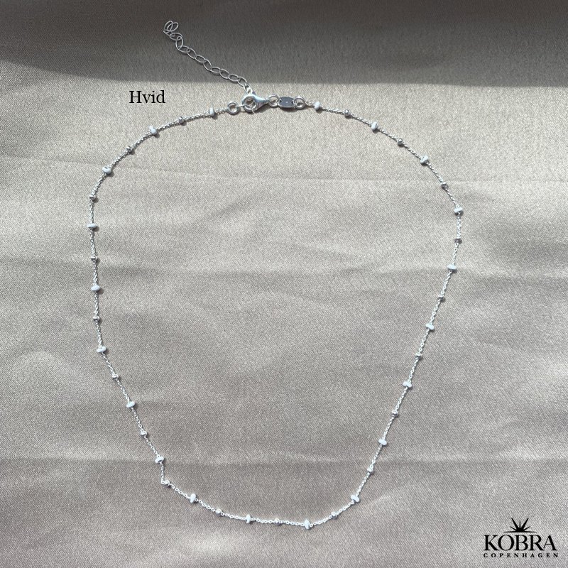 "Alba" slv halskde med farvet kugler i sterling slv