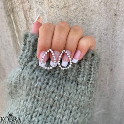 "Lara" drbeformet slv reringe med sten