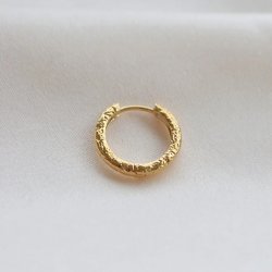 "Levine" 1 stk 18 karat forgyldte "chrushed" hoops