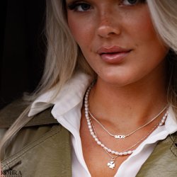 "Joanna" pearl necklace with white freshwater pearls in silver