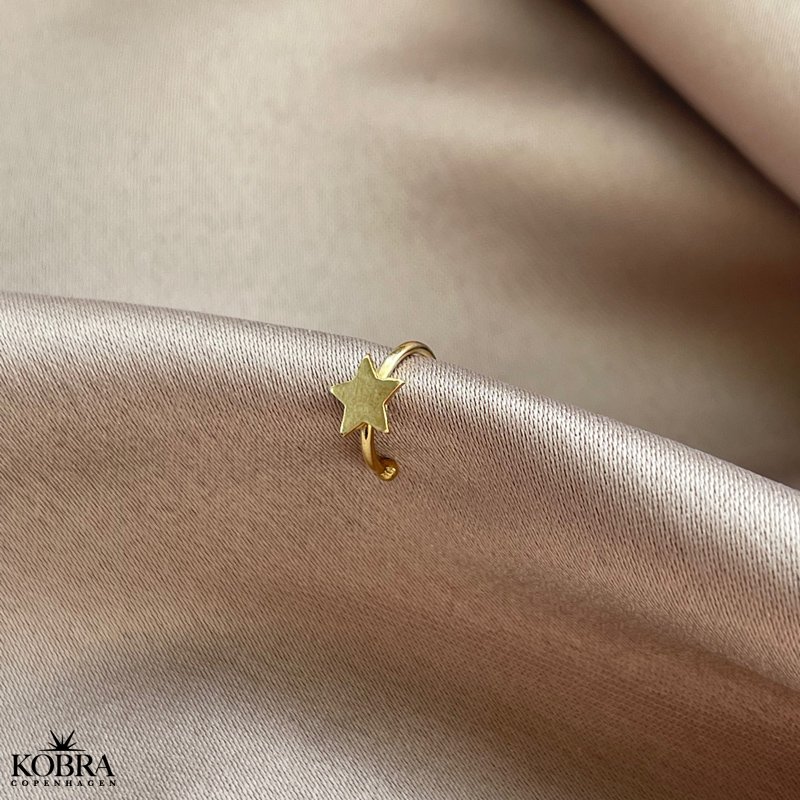 "Little star" earcuff i 18 karat forgyldt