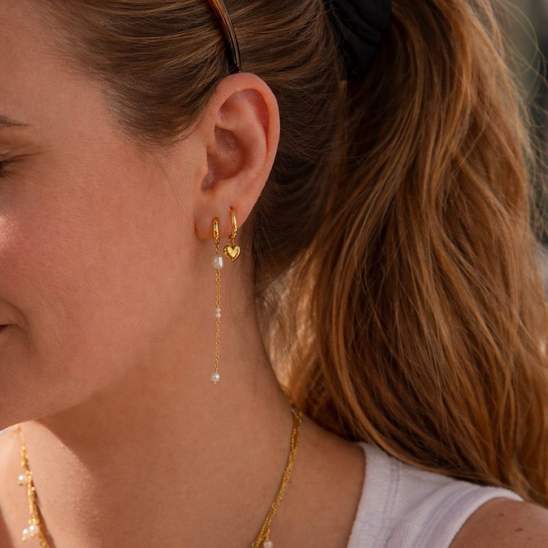 Liva Heart Hoops � 18K Gold Plated Heart Earrings