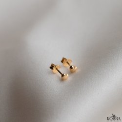 "Liva" mini ørestikker med små guld hjerter
