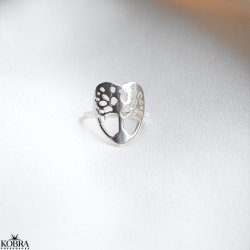 "Acacia" Tree of Life heart ring in silver