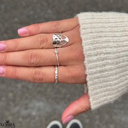 "Acacia" Tree of Life heart ring in silver