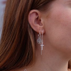 "Lucia" slv retrde med kors