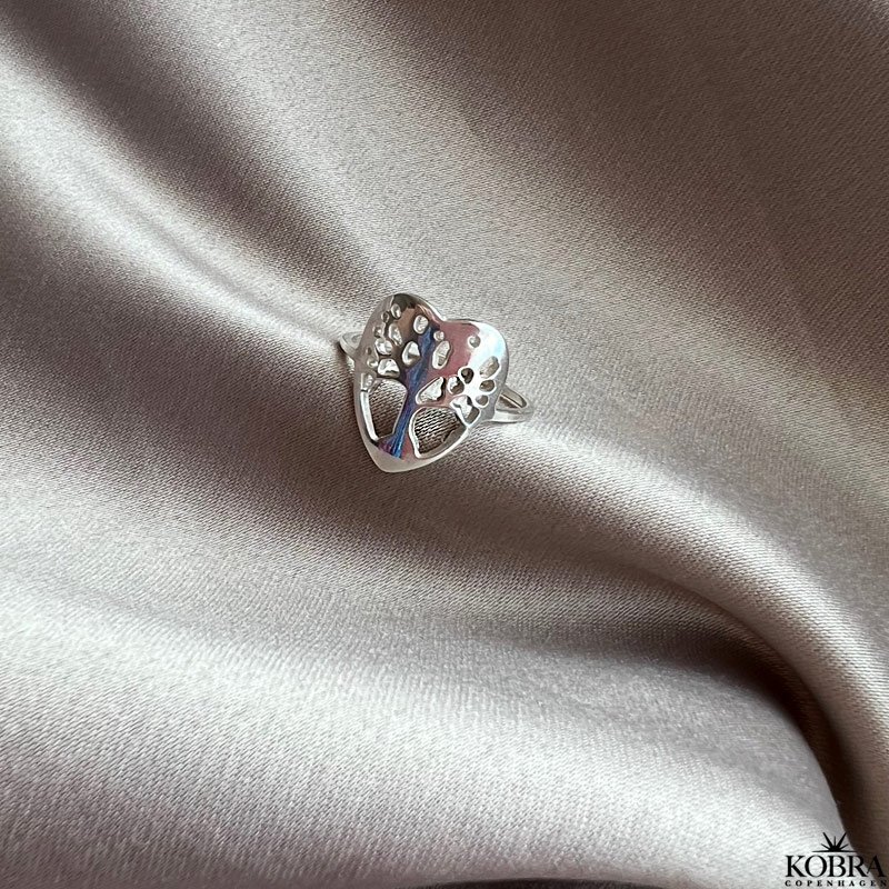 "Acacia" Tree of Life heart ring in silver