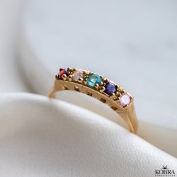 "Lorelai" Unik guld ring med farvet sten