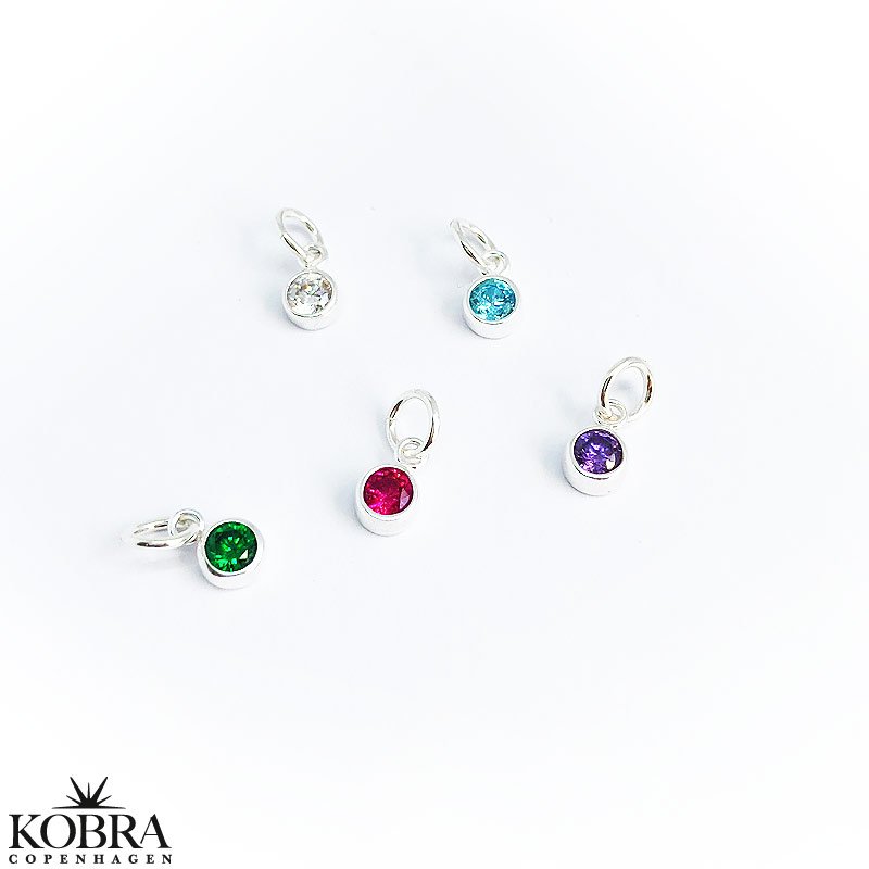 "Alliance" 18 carat gold plated pendant including engraving and gem