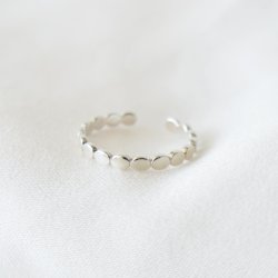 "Lottie" t�ring med kugledesign i s�lv