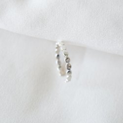 "Lottie" t�ring med kugledesign i s�lv