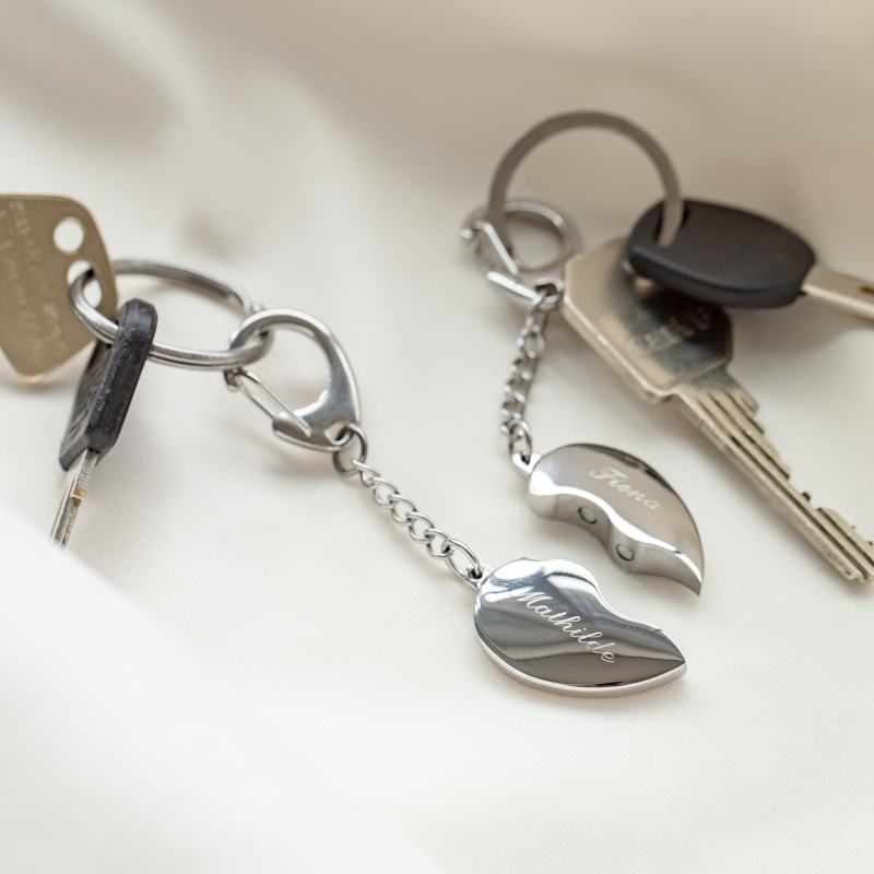 "Love-Link" Keychain Set with Engraving