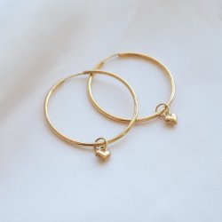 "Lover Hoops" creoler med aftagelige hjerter i 18k forgyldt