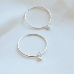 "Lover Hoops" creoler med aftagelige hjerter i s�lv