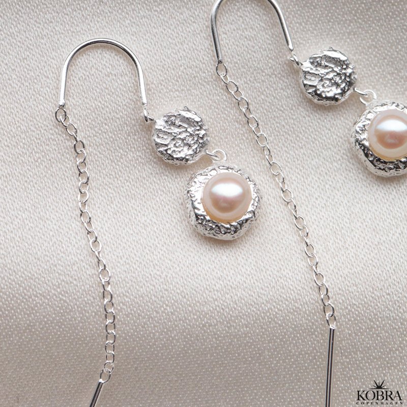 "Luna Mae" slv retrd med gte ferskvandsperler