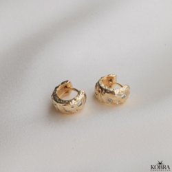 "Luna" Small chunky hoops with stones in gold