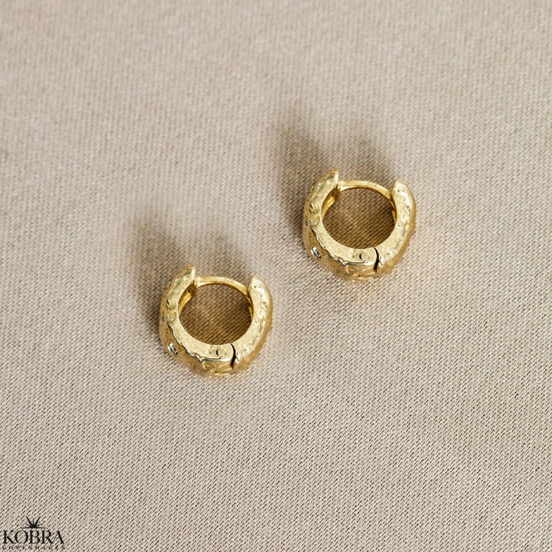 "Luna" Small chunky hoops with stones in gold