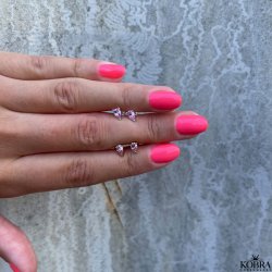 "Lise" gold earrings with pink zirconia stones