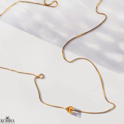 "Callista" simple necklace with moon charm