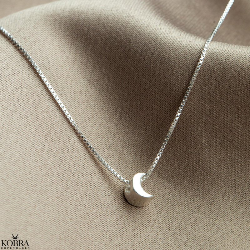 "Callista" enkel slv halskde med mne vedhng