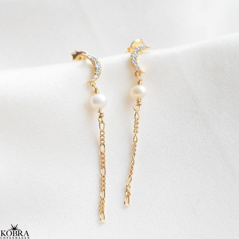 "Moonstone" 18 karat forgyldte reringe med mne og perle