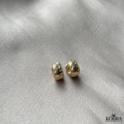 "Luna" Small chunky hoops with stones in gold