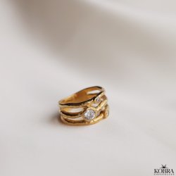 "Madalina" 18 carat gold plated 3-in-1 ring with stones