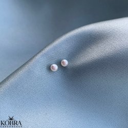 "Margrethe" silver earrings with freshwater pearls (3 mm pearl)