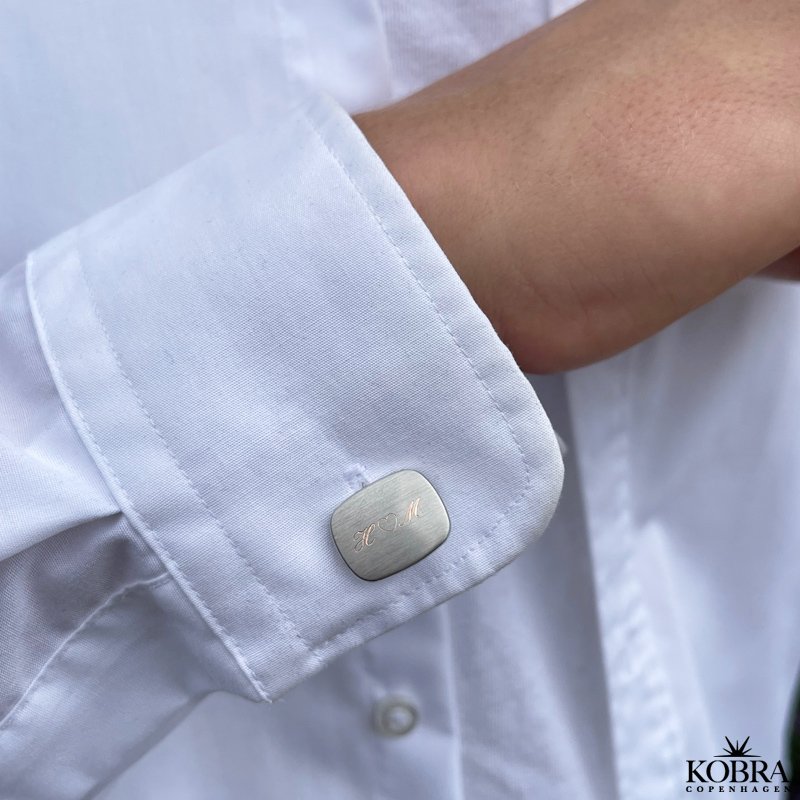 Firkantet manchetknapper i brstet stl - med personlig gravering