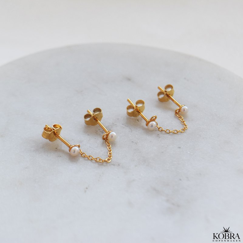 "Margrethe" guld reringe med perler til 2 huller