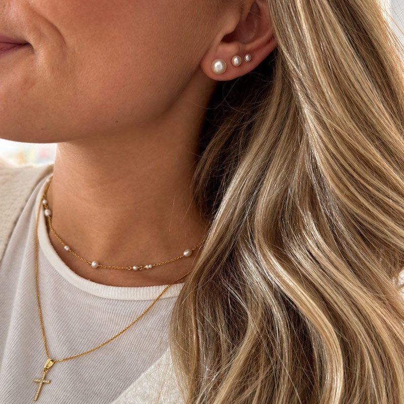 "Lucia" necklace in 18k gold-plated sterling silver with zirconia cross