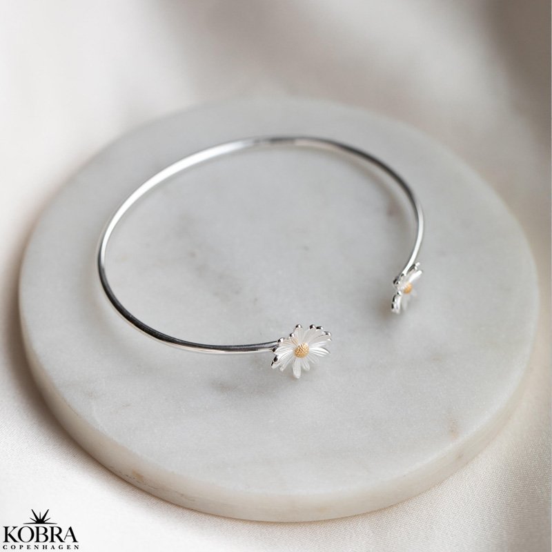 "Marguerit" silver armband / armlet with 2 daisies