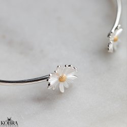 "Marguerit" silver armband / armlet with 2 daisies