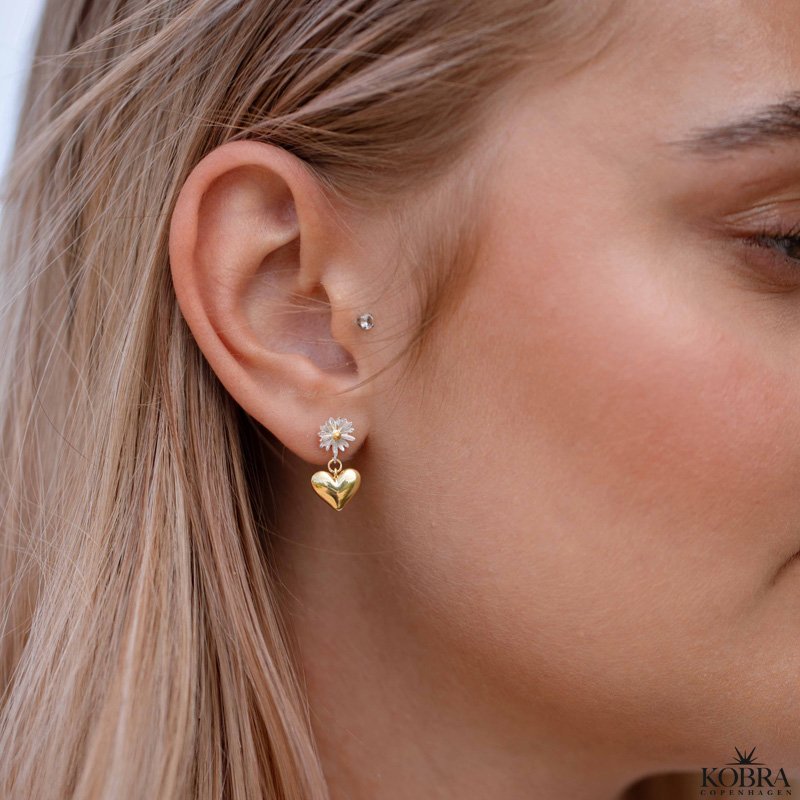 "Marguerit" earrings with flower and gold heart