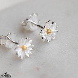 "Marguerit" silver earrings with daisies