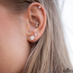 "Marguerit" silver earrings with daisies