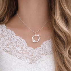 "Marguerit" halsk�de i s�lv med blomster vedh�ng