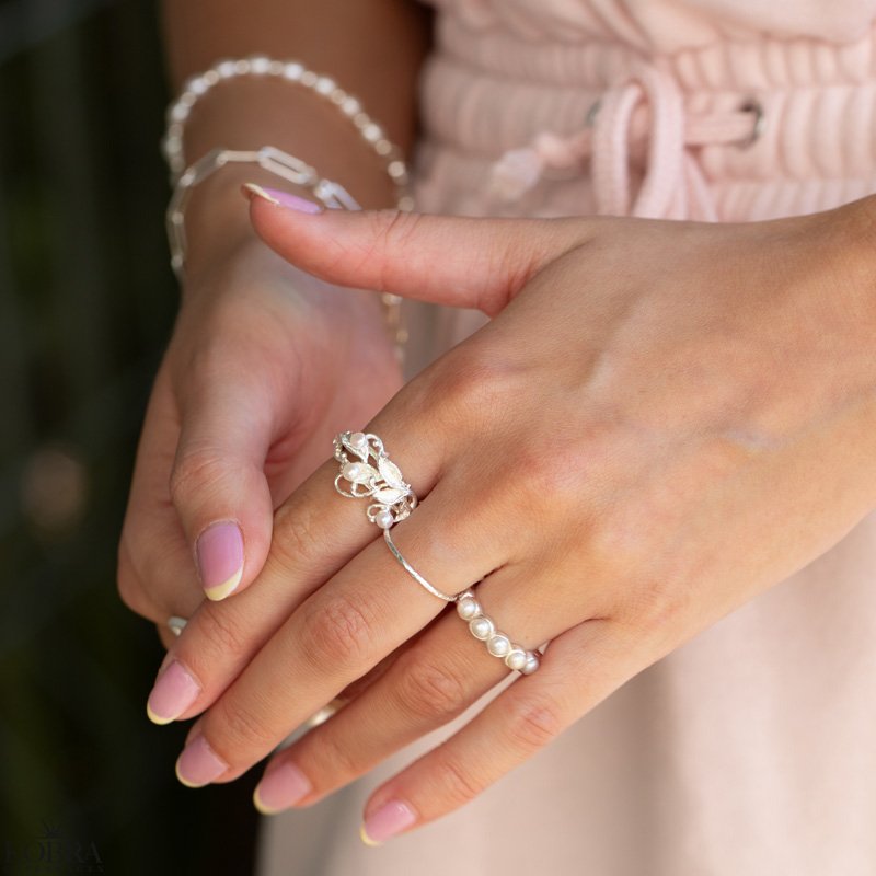 "Marina" silver leaf ring with pearls