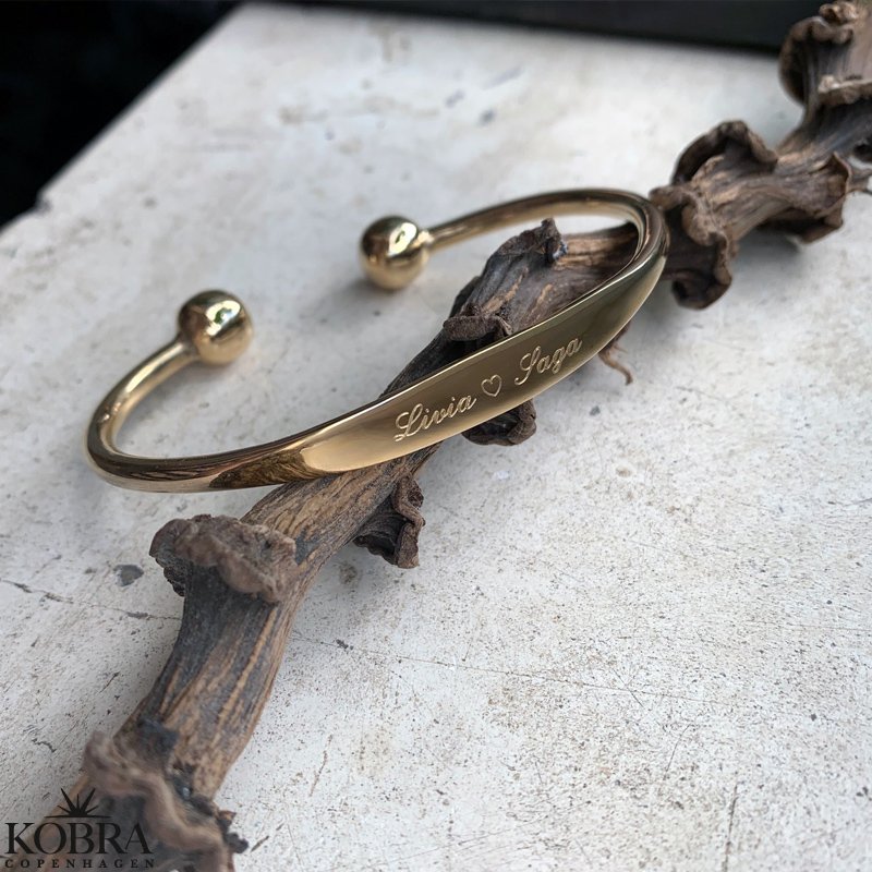 "Payton" guld armbnd med gravering