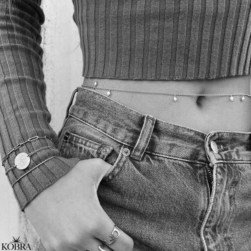 "Wilma" belly chain in silver with 10 real freshwater pearls